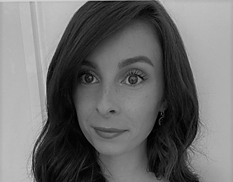 Laura B&W (Resized)